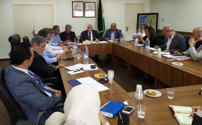 أبو جيش: نسعى لقانون عمل عصري لخدمة المصلحة الوطنية وبناء اقتصاد مقاوم
